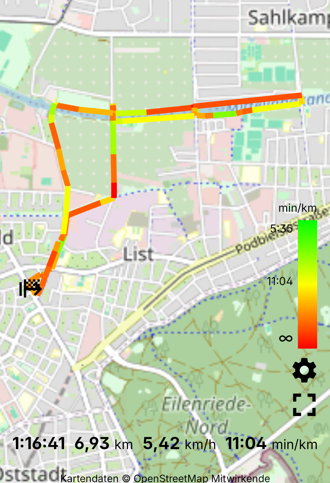 Kartenausschnitt mit der Strecke aus der List über Wöhlerstraße und Tannenbergallee zum Mittellandkanal und zurück. Wendepunkt ist die Brücke an der Hebbelstraße. Die Teilstücke der Strecke sind mit Farben zwischen grün, gelb und rot markiert – die Farben entsprechen dabei dem Tempo (schnell, mittel, langsam). Am unteren Rand des Kartenausschnitts statistische Angaben: • Gesamte Bewegungszeit: 1:16:41 Stunden; • Gesamtstrecke: 6,93 Kilometer; • Durchschnittsgeschwindigkeit: 5,42 Kilometer pro Stunde; • durchschnittlich 11:04 Minuten pro Kilometer.